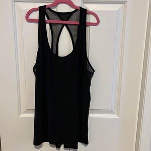 Lululemon workout tank size 8